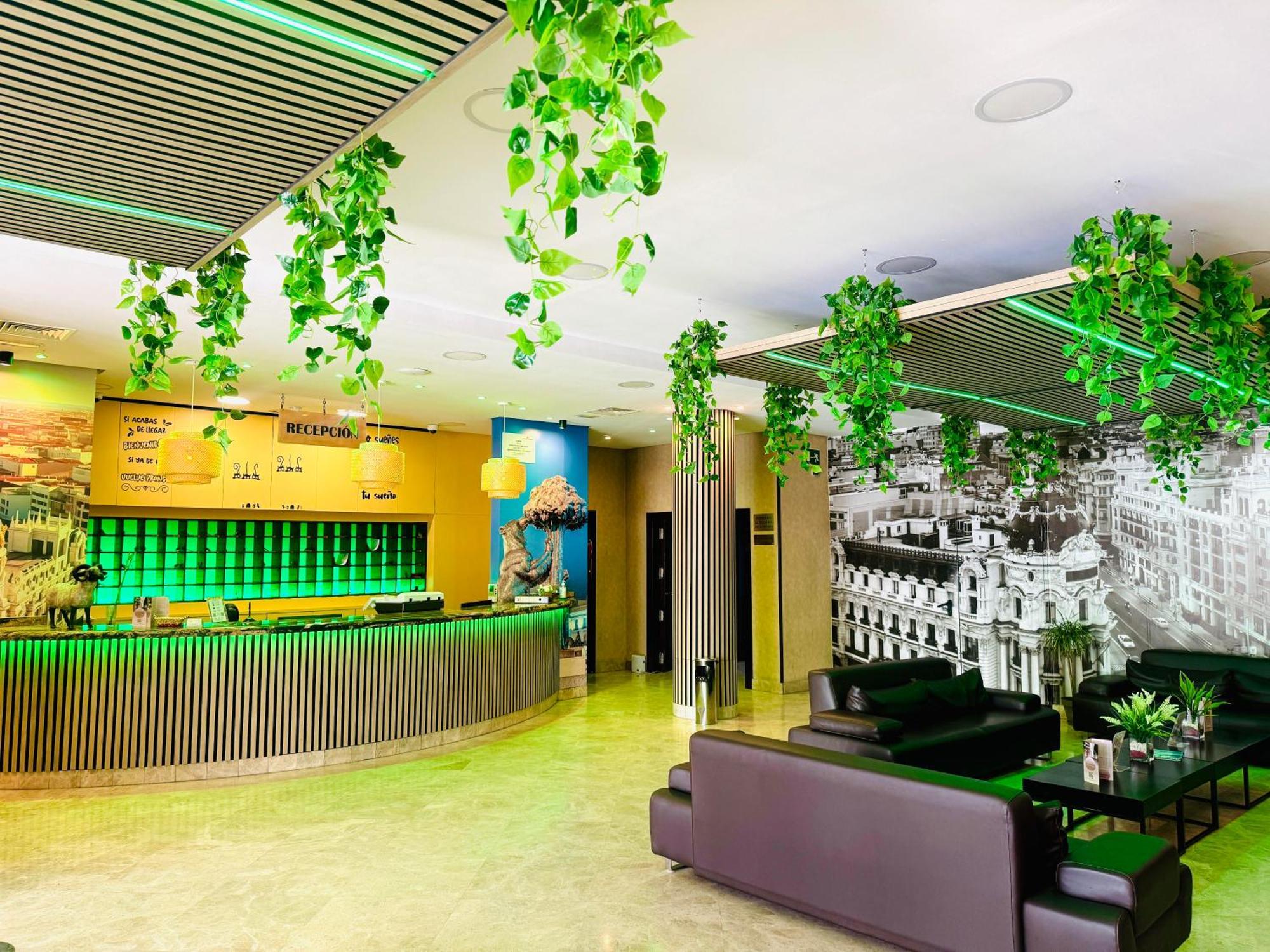 La Cantuena Hotell Parla Exteriör bild